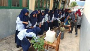 MIN 11 Aceh Besar Gelar Kegiatan Sehari Belajar di Luar Kelas
