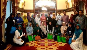 Guru SMKN 1 Panga Salah Seorang Presenter ICECED