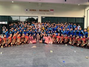 Marching Band Gita Handayani Juara Umum Piala Presiden