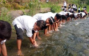 Kadisdikbud Bireuen Minta Siswa Berwudhu Sebelum Belajar