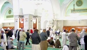 Malam Pertama Shalat Tarawih di Banda Aceh, Semua Masjid Dipenuhi Warga