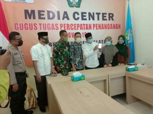 Plt Bupati Launching Penggunaan Aplikasi P-Covid19 Buatan Politeknik Aceh Selatan