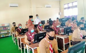 Plt Kadisdik Nagan Raya Lakukan Monitoring Ujian Semester Ganjil