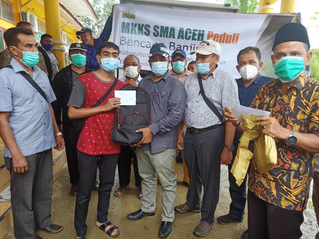 MKKS SMA Aceh Salurkan Bantuan ke Siswa Aceh Utara dan Aceh Timur Korban Banjir