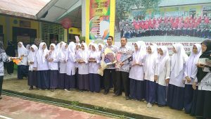 Aneka Lomba Pada Hari Peringatan HGN di SMPN 1 Pante Bidari