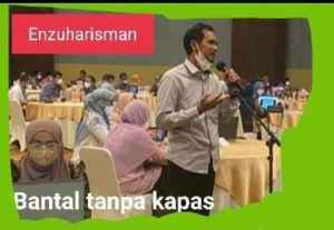 Karya Terakhir Alm Enzuharisman: Dalam Bantal Tanpa Kapas