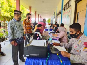 SMKN 1 Al Mubarkeya Gelar Vaksinasi Covid 19 untuk Guru dan Siswa