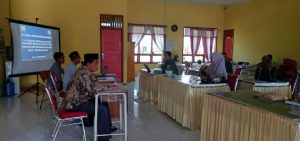 Bahas Rancangan RKAS, Kepala SMAN 1 Teupah Selatan Libatkan GTK