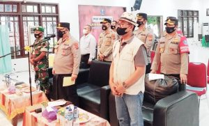 Melalui Video Conference Bersama Kapolri, Kadisdikbud Banda Aceh Dampingi Wakapolda Tinjau Vaksinasi
