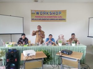 Workshop IKM Pintu Peningkatan Kompetensi Guru dan Siswa