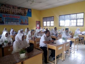 IKM Pintu Peningkatan Kompetensi Guru dan Siswa