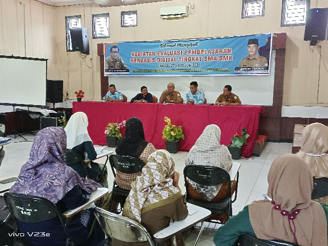 Guru SMA/SMK Aceh Tenggara Dilatih Evaluasi Berbasis Digital