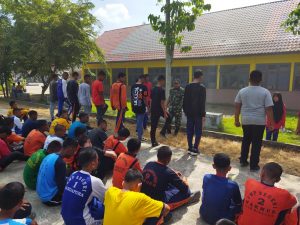 Babinsa (TNI) Bireuen Ikut Bina Siswa SMK dan SMP pada MPLS dan Ini Yang Dilakukan