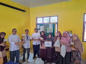 SMAN 3 Sinabang Biasakan Siswa Giat Jumat Beramal