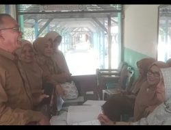 Kacabdin Kunjungi SMAN 2 Bireuen Melihat Kesiapan UAS