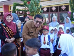 Memasuki Tahun Ajaran Baru Pj. Bupati Gayo Lues Turun Kesekolah