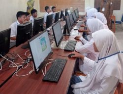 1.295 Siswa SMA/SMK di Simeulue Ikuti Asesmen Nasional Berbasis Komputer
