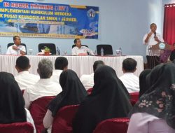 Kacabdin Buka In House Training SMK PK, Guru Harus Merdeka Mengajar