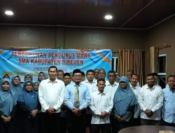 Kacabdin Lantik Pengurus MKKS SMA Kabupaten Bireuen, ini Ketua dan Pengurusnya