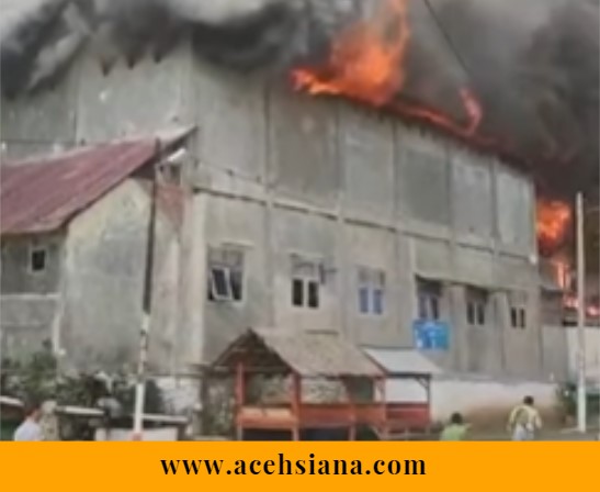 Dua Santriwati Luka-luka dalam Kebakaran Dayah Babul Maghfirah di Aceh Besar