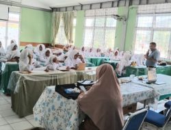 Siswa SMKN 1 Abdya Dilatih Menulis Artikel Populer