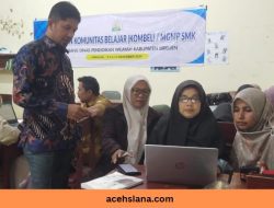 Guru SMKN 1 Panga Jadi Narasumber Kombel dan MGMP Matematika SMK se-Bireuen