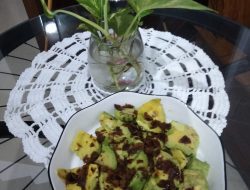 Cerpen. Sajian Malam Pokat Untuk Suami