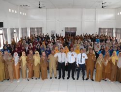 Kacabdisdik Aceh Timur Lantik Pengurus MGMP dan MGBK SMA, SMK dan SLB